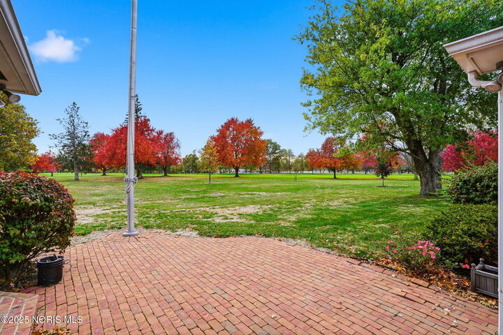 Property Photo: 1527 South Court OH 45840