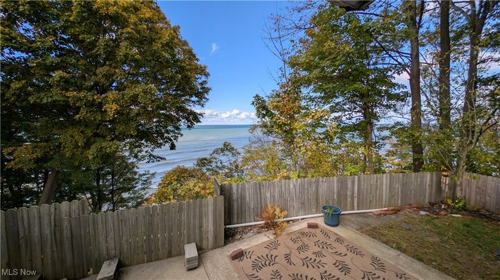 Property Photo: 4017 Lake Road 17 OH 44030