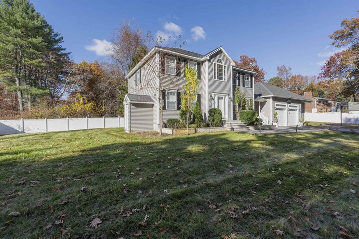 Property Photo:  10 Evelyn Road  NH 03079 