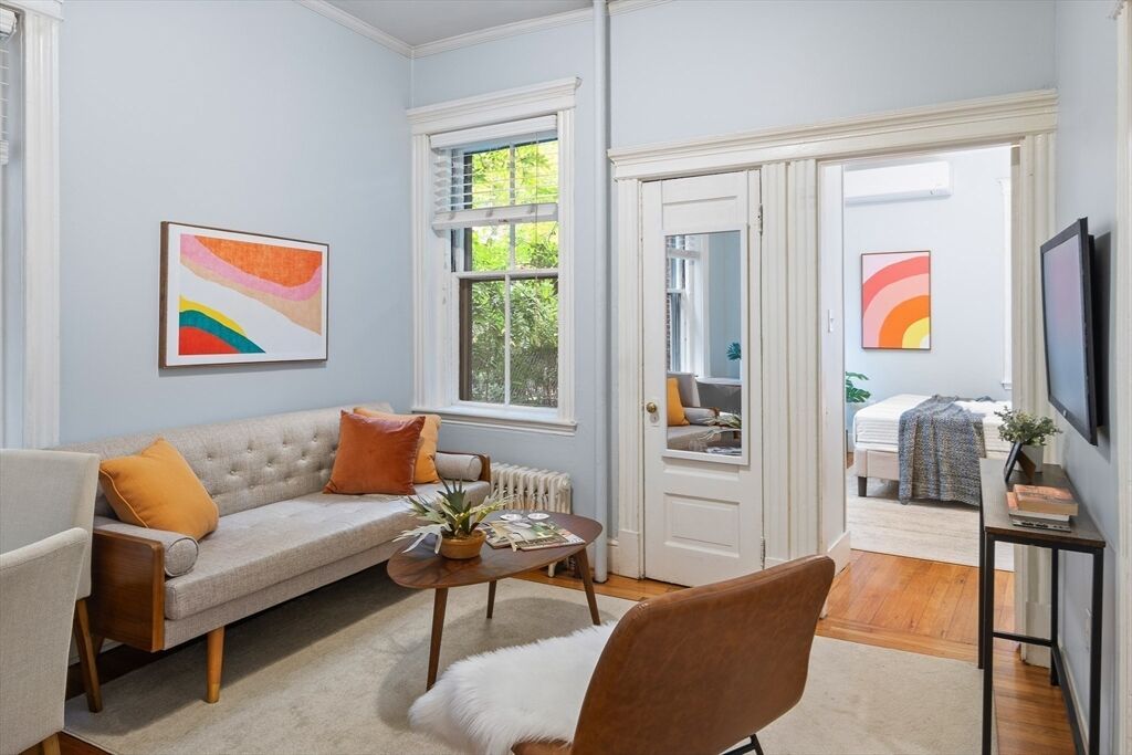 Property Photo:  68 Phillips St 4  MA 02114 