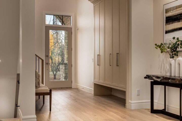 Property Photo:  412 40 Avenue SW  AB T2S 0X6 