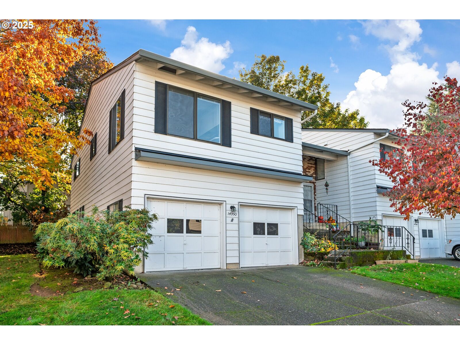 Property Photo: 14950 NE Rose Pkwy OR 97230