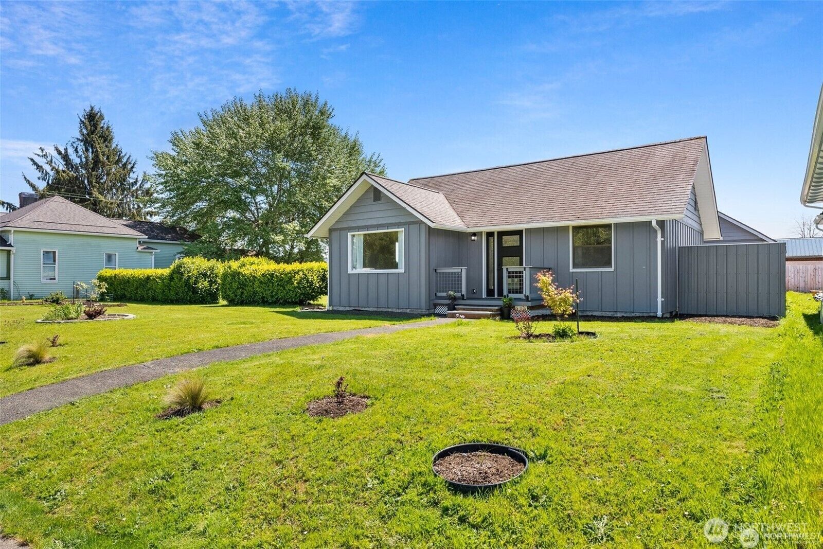 Property Photo:  515 E Spruce Avenue  WA 98563 