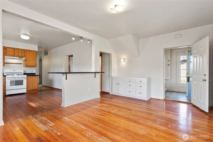 Property Photo: 2639 Yew Street WA 98226