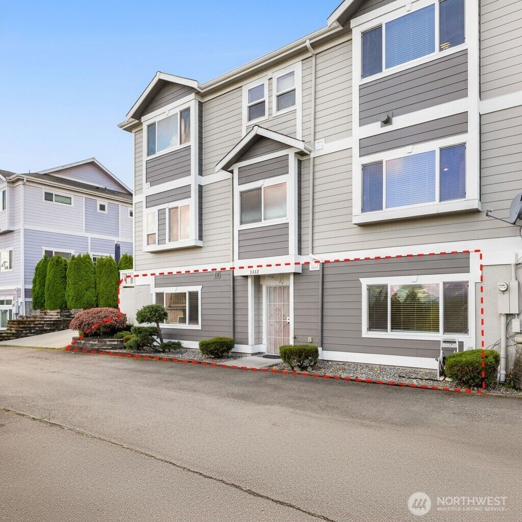 Property Photo:  3322 S Holly Street  WA 98118 