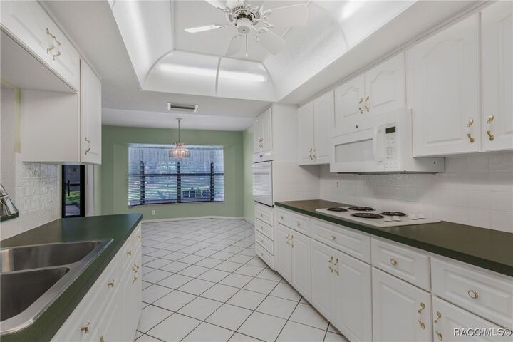 Property Photo:  2436 S Zellner Drive  FL 34450 