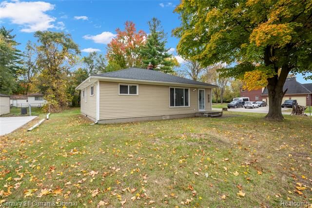 Property Photo:  25616 W 10 Mile Road  MI 48033 
