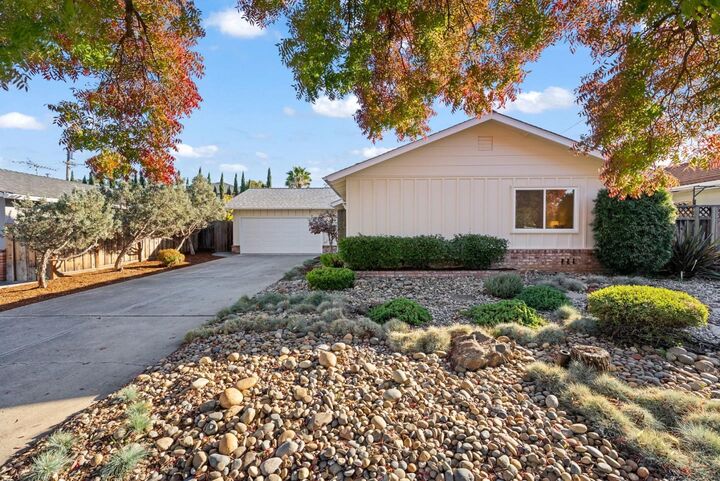 Property Photo:  1668 Nora Way  CA 95124