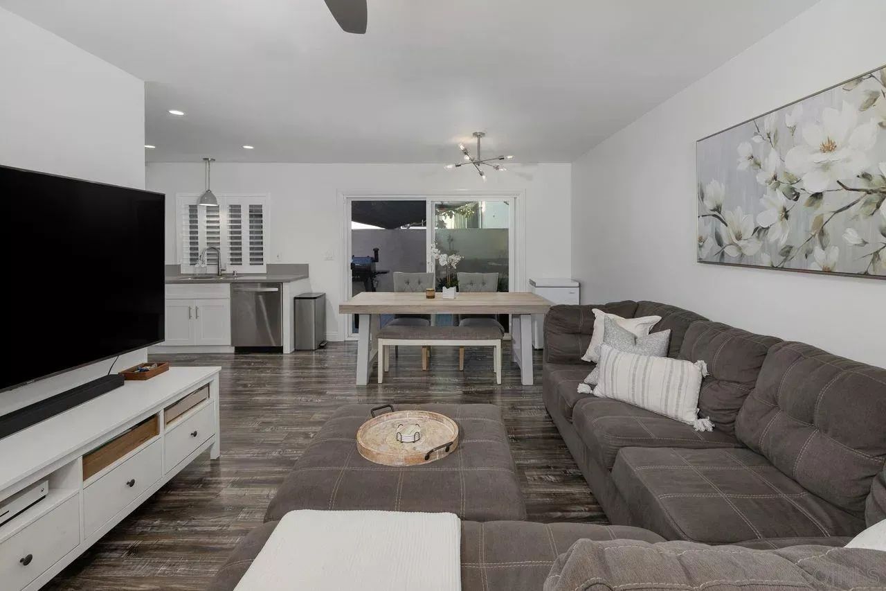 Property Photo: 5597 Caminito Jose CA 92111