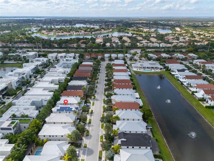 Property Photo: 10470 NW 69th Ter FL 33178