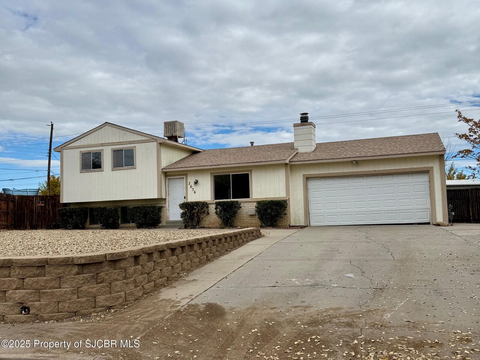 Property Photo: 2636 E 24th Street NM 87401