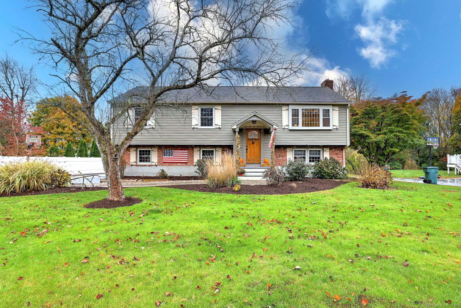 Property Photo: 405 Sharon Drive CT 06410