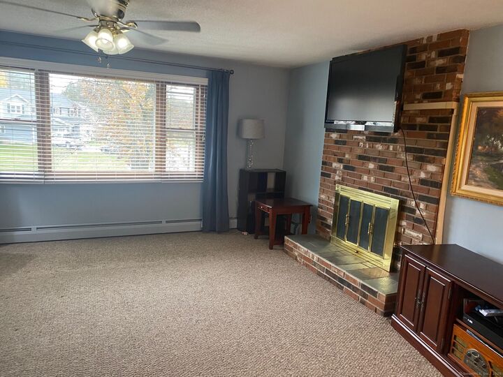 Property Photo:  27 Westview Terrace  CT 06085