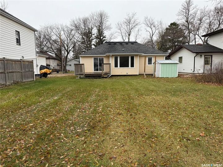 Photo de la propriété:  426 6th Street NE  SK S4H 1B6