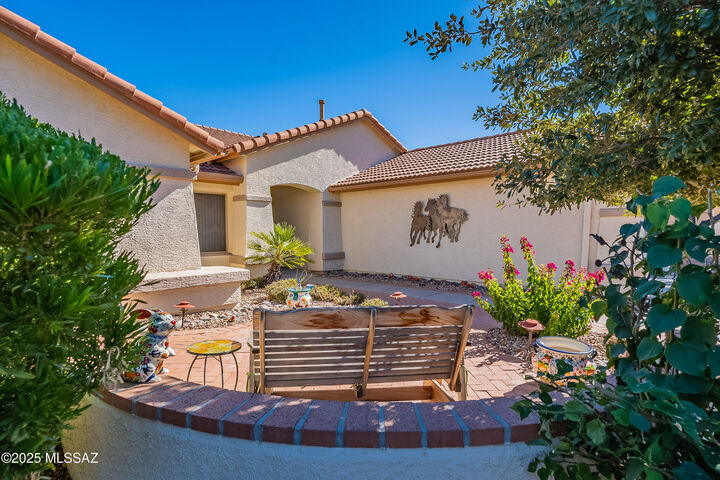 Property Photo:  1328 N Mahogany Gulch Lane  AZ 85614 