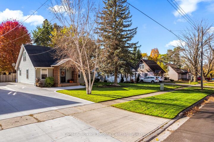 Property Photo:  769 7th A Street E  ON N4K 1K6 