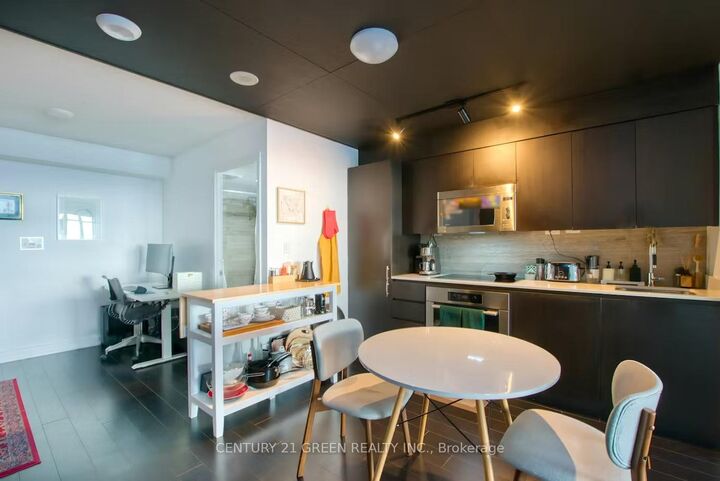 Property Photo: 15 Iceboat Terrace 2308 ON M5V 4A5