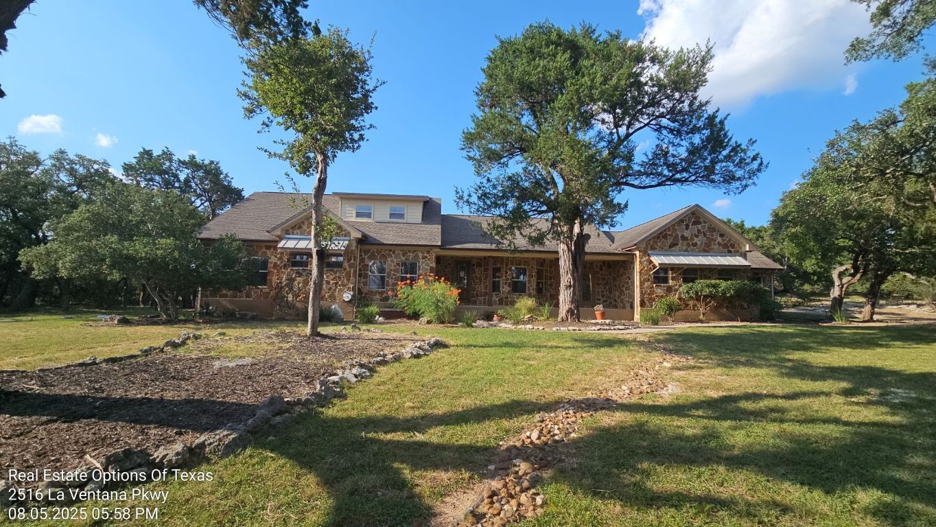 Property Photo: 2516 La Ventana Parkway TX 78619