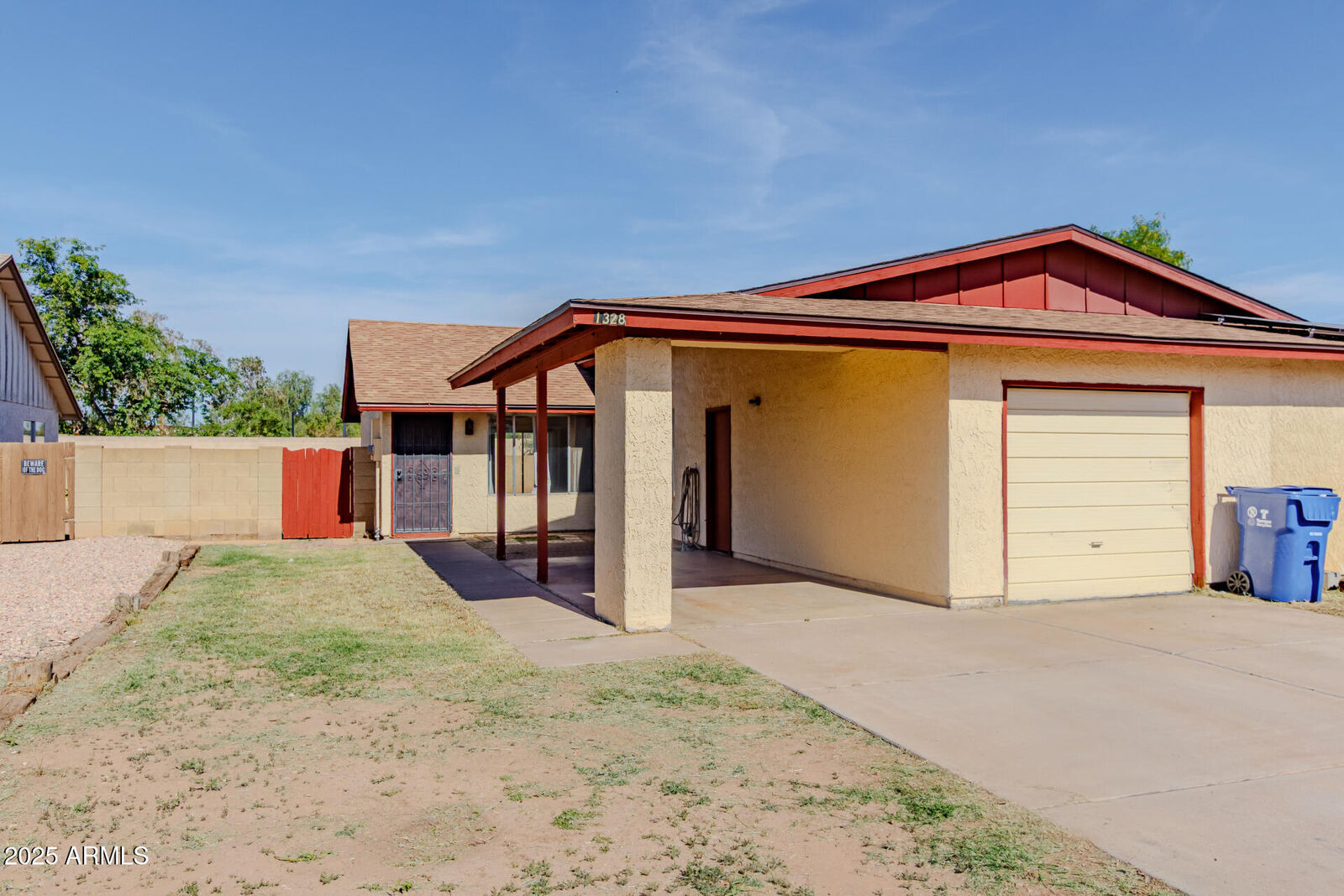 Property Photo:  1328 E Palmdale Drive  AZ 85282 