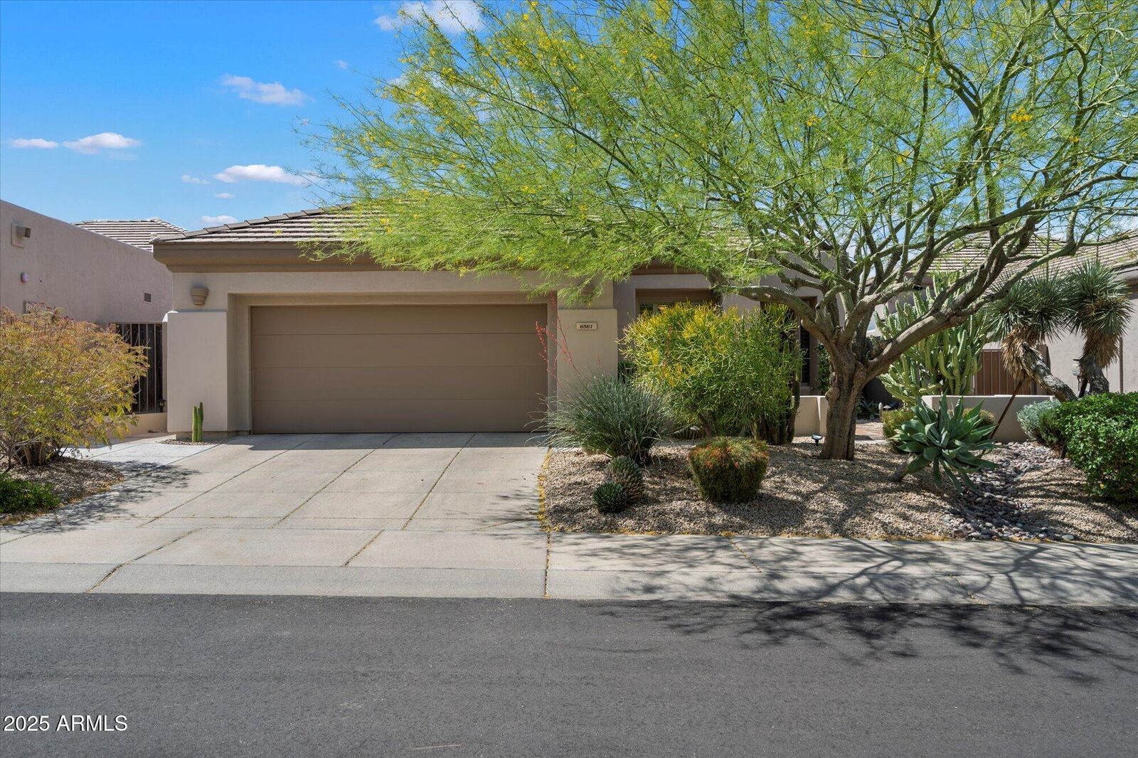 Property Photo: 6561 E Shooting Star Way AZ 85266