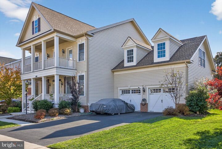 Property Photo: 24067 Audubon Trail Drive VA 20105