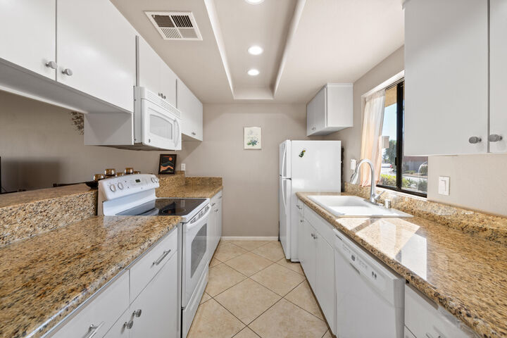 Property Photo: 40131 Baltusrol Circle CA 92211