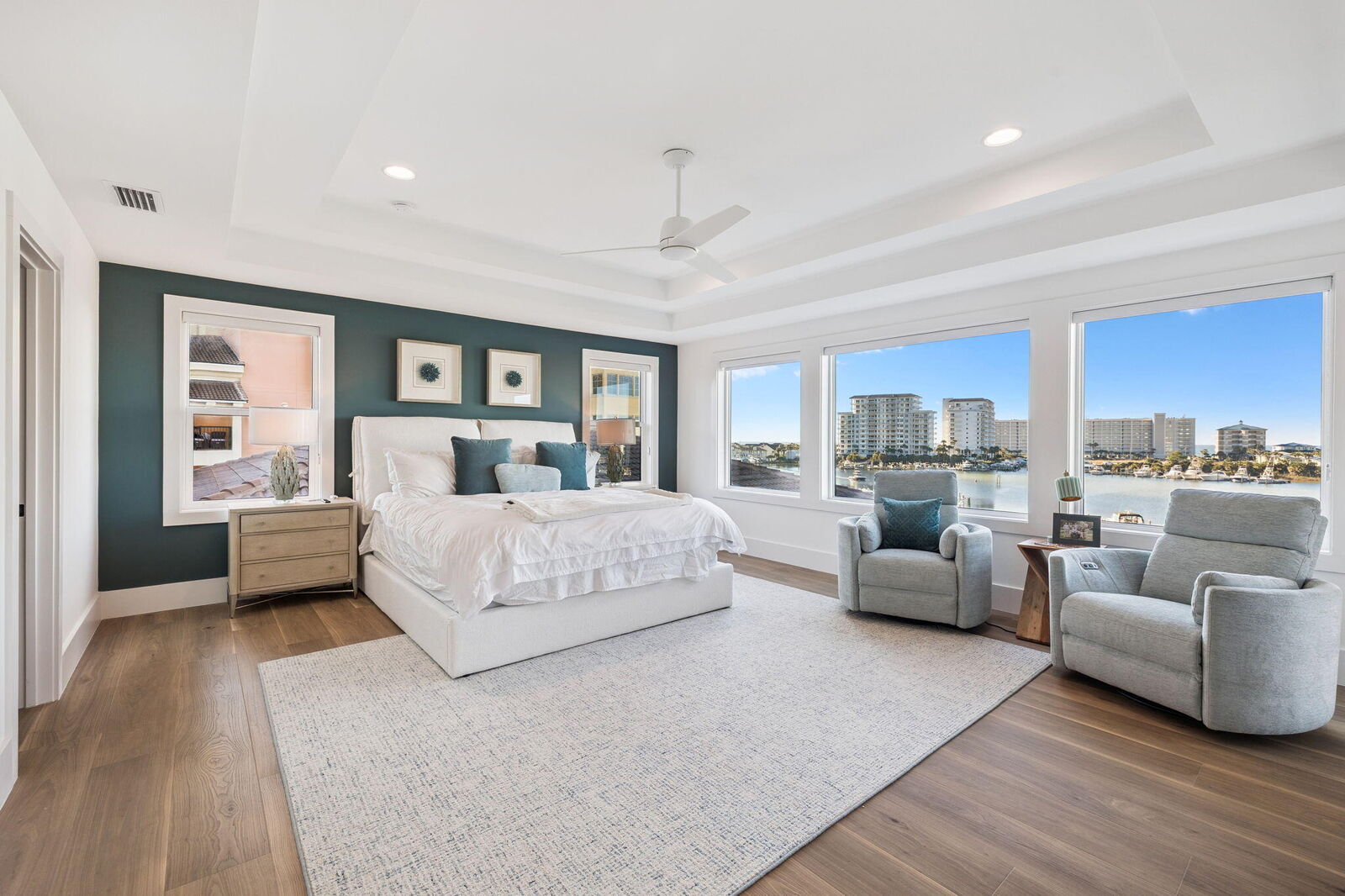 Property Photo: 754 Harbor Boulevard FL 32541