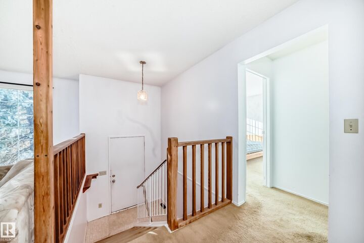 Property Photo:  34 Greenwood Close  AB T7X 1Y1 