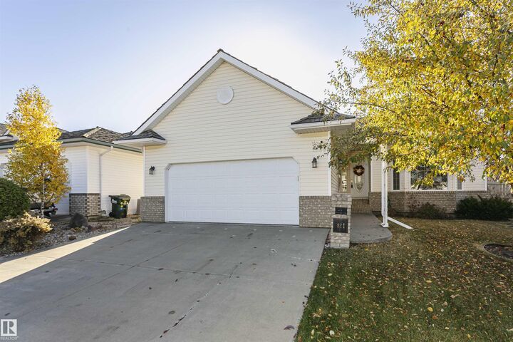 121 Regal Close  Sherwood Park AB T8A 5X9 photo