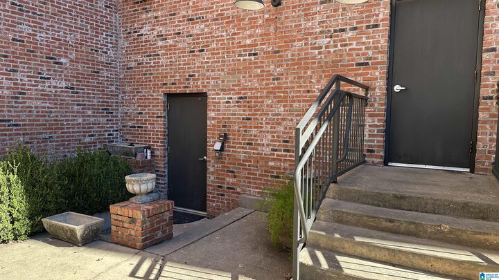 Property Photo: 28 Monroe Street 202 AL 36104