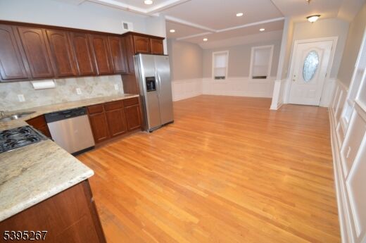 Property Photo:  139 Forest St   Unit 1  NJ 07042 