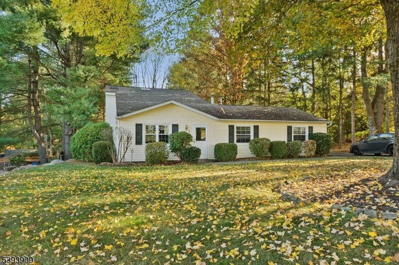 Property Photo:  9 Carol Ct  NJ 08826