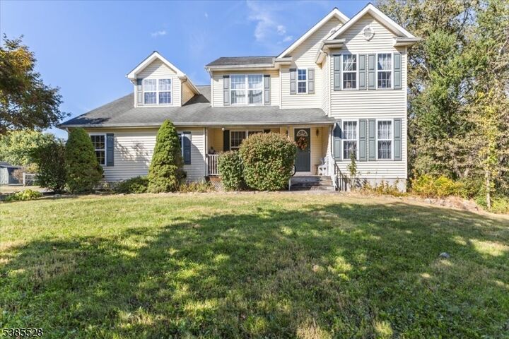 124 Pequest Dr  White Twp. NJ 07823 photo