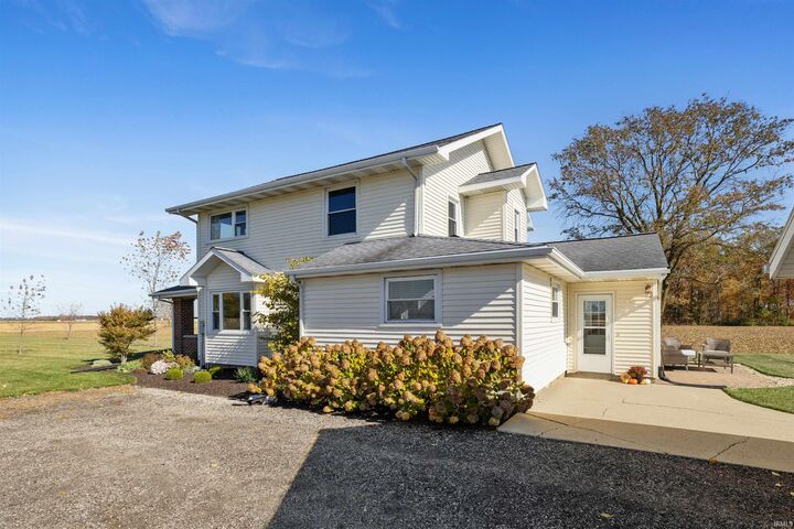 Property Photo:  606 W 400 S Road  IN 46714 