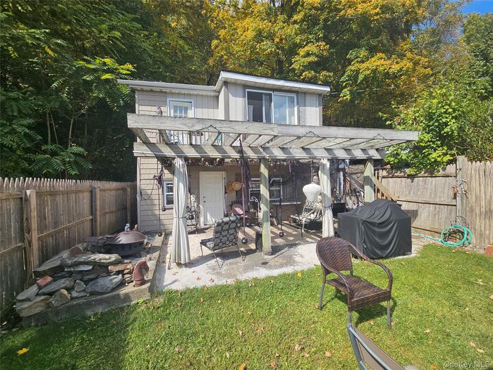 Property Photo:  657 Jersey Avenue  NY 10925 