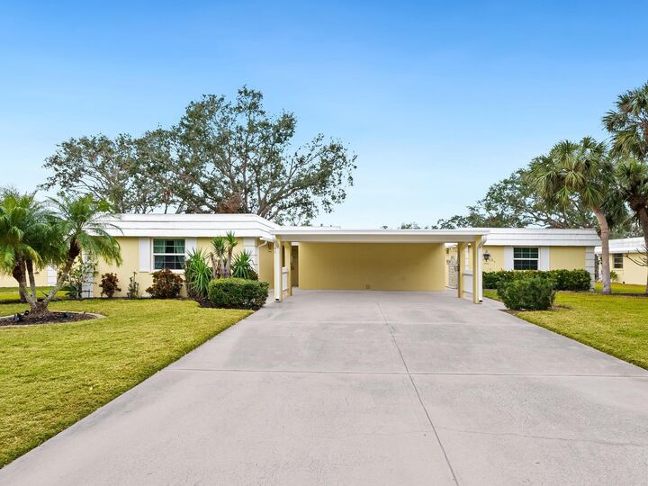 Property Photo:  5940 Driftwood Avenue 15  FL 34231