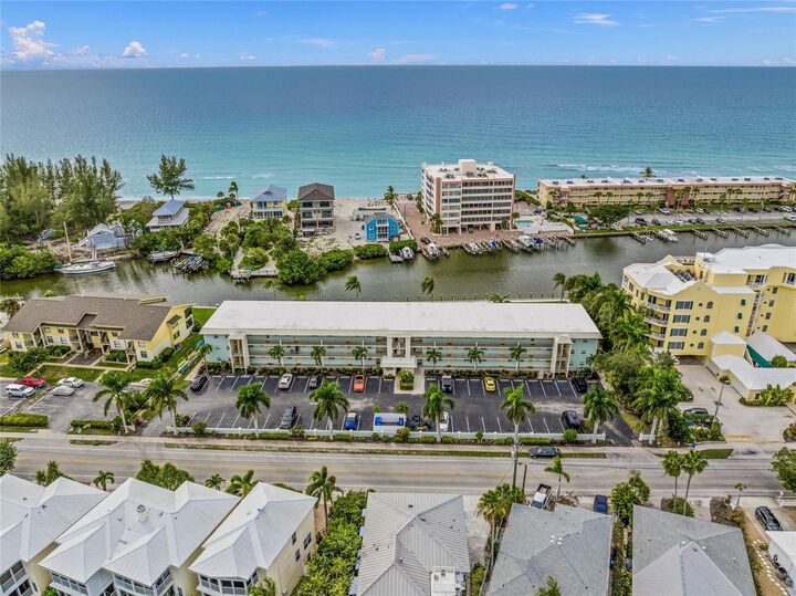 Property Photo:  9200 Midnight Pass Road 17  FL 34242 