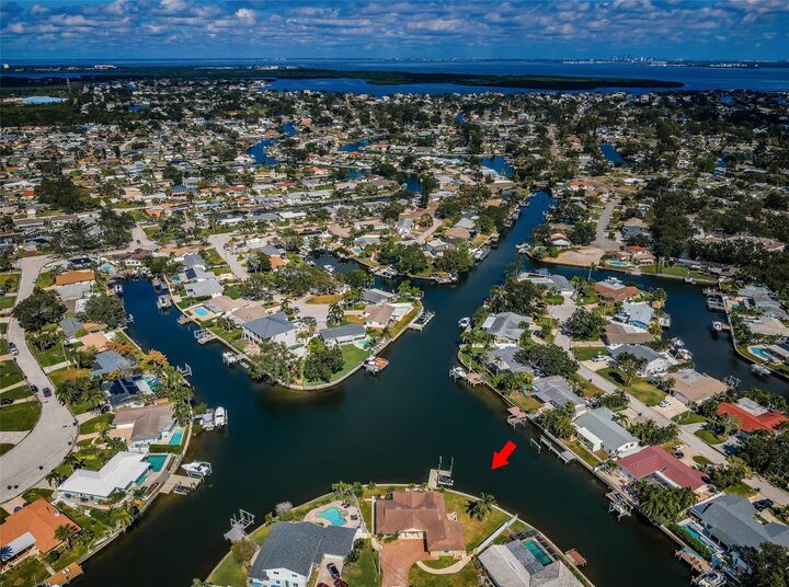 Property Photo: 4295 13th Lane NE FL 33703