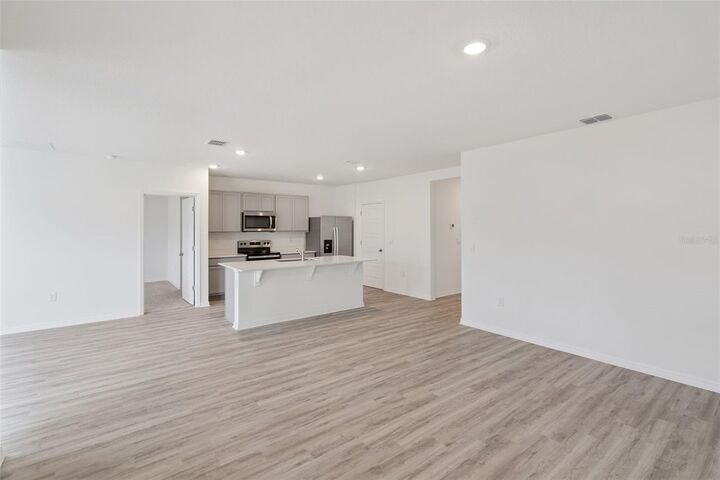 Property Photo: 5131 Orchard Oriole Loop FL 33830