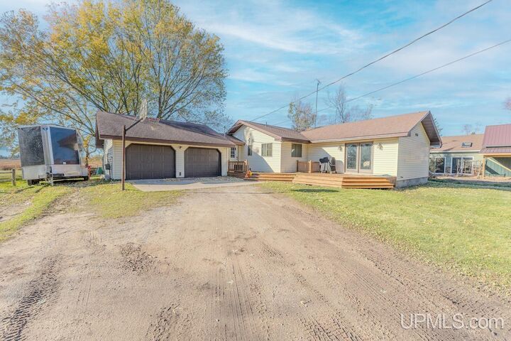 10025 U.65 Lane  Rapid River MI 49878 photo