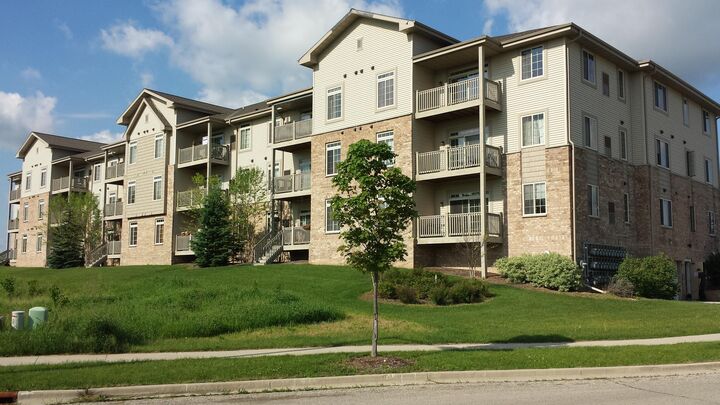 Property Photo: W197n16925 Stonewall Dr 212 WI 53037