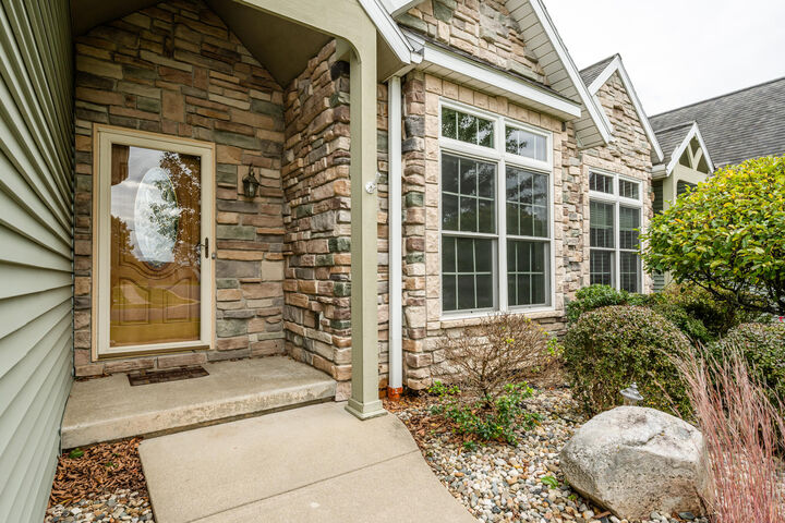 Property Photo:  4709 Luther Path  MI 49085