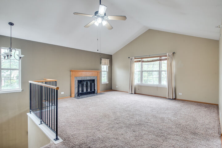 Property Photo: 2492 Dickens Drive 2492 IL 60503