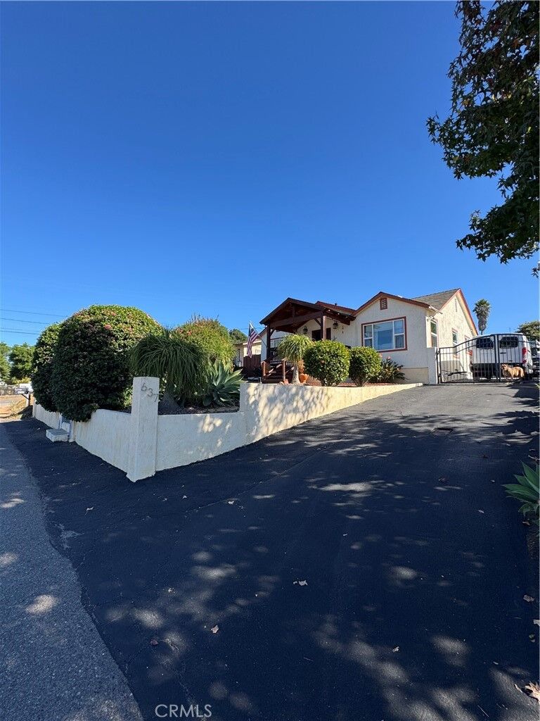 Property Photo:  637 Iowa  CA 92028 