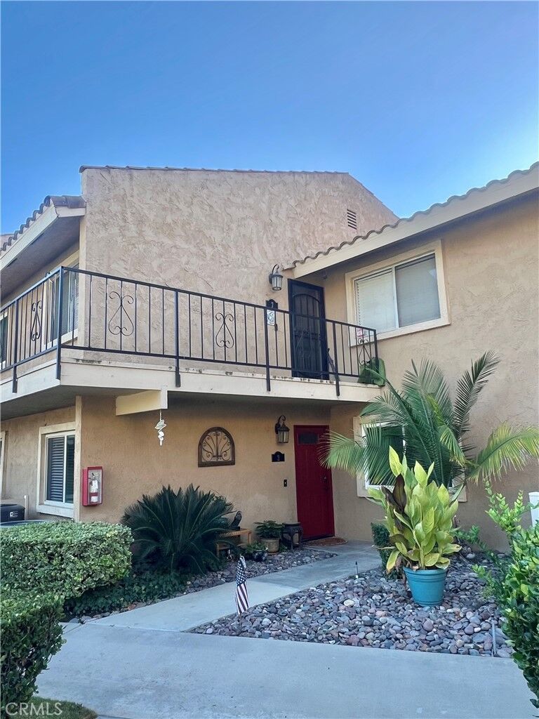 Property Photo:  24319 Canyon Lake Drive North 7  CA 92587 