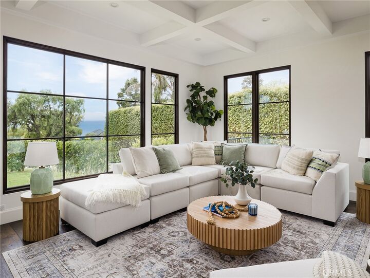 Property Photo:  1336 Palos Verdes Drive W  CA 90274 