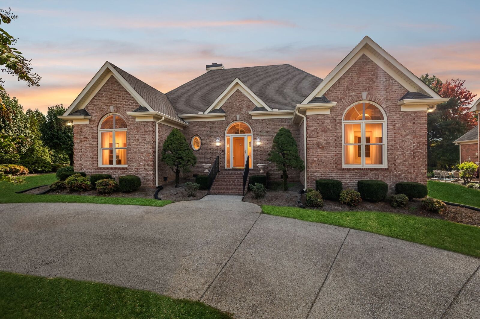 Property Photo: 201 Hidden Ct TN 37138