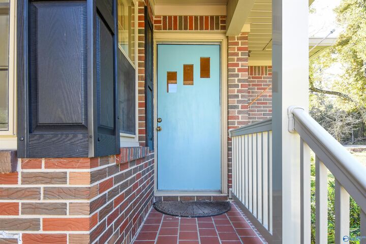 Property Photo: 2850 Fairview Road AL 35904