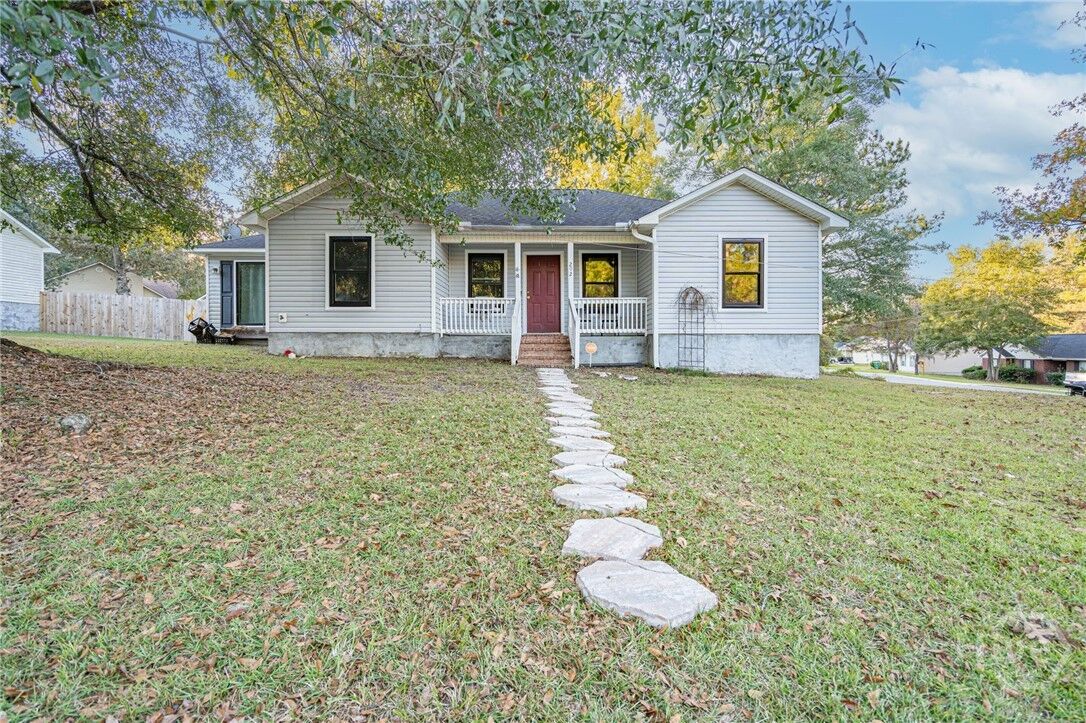 Property Photo: 202 Stag Road GA 31329