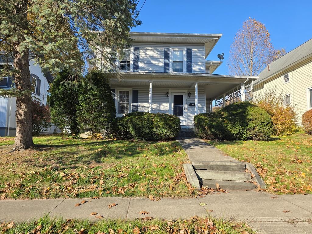 Property Photo:  228 Poplar  PA 18848 